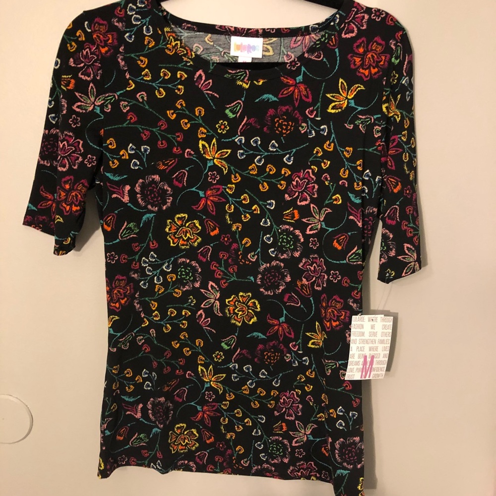 Medium floral lularoe Gigi